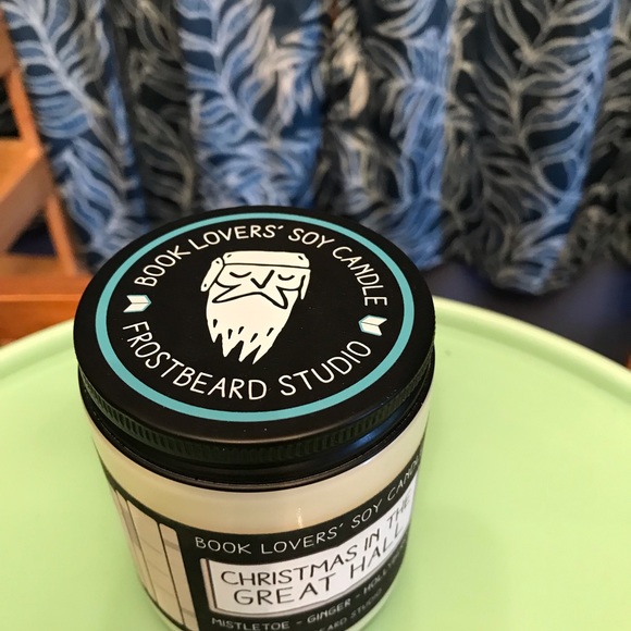 “Christmas in the Great Hall” Frostbeard Studio 8 oz Soy Candle - Picture 2 of 3